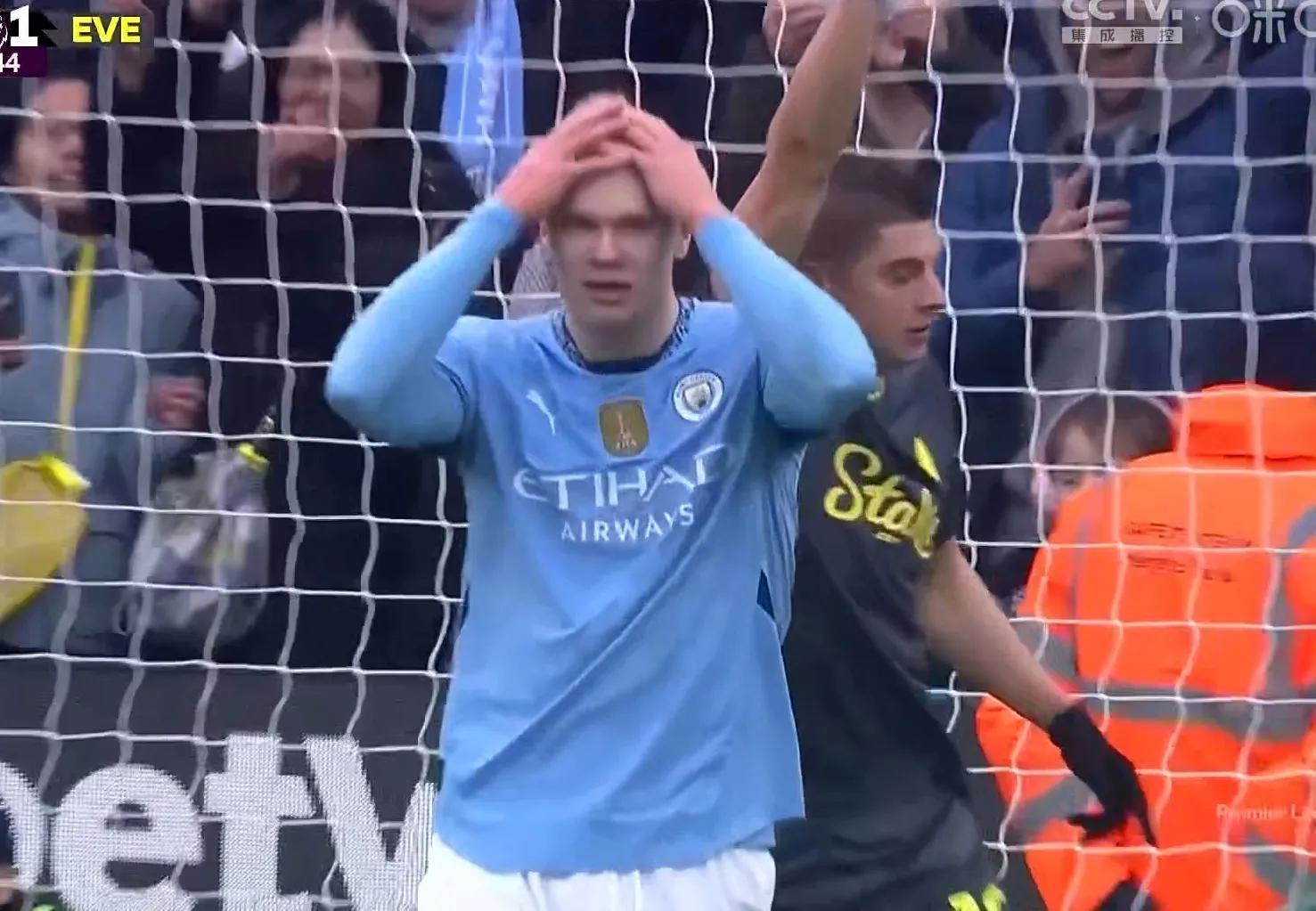 乐鱼官网-包含球场风云：本周最引爆话题的比赛瞬间的词条