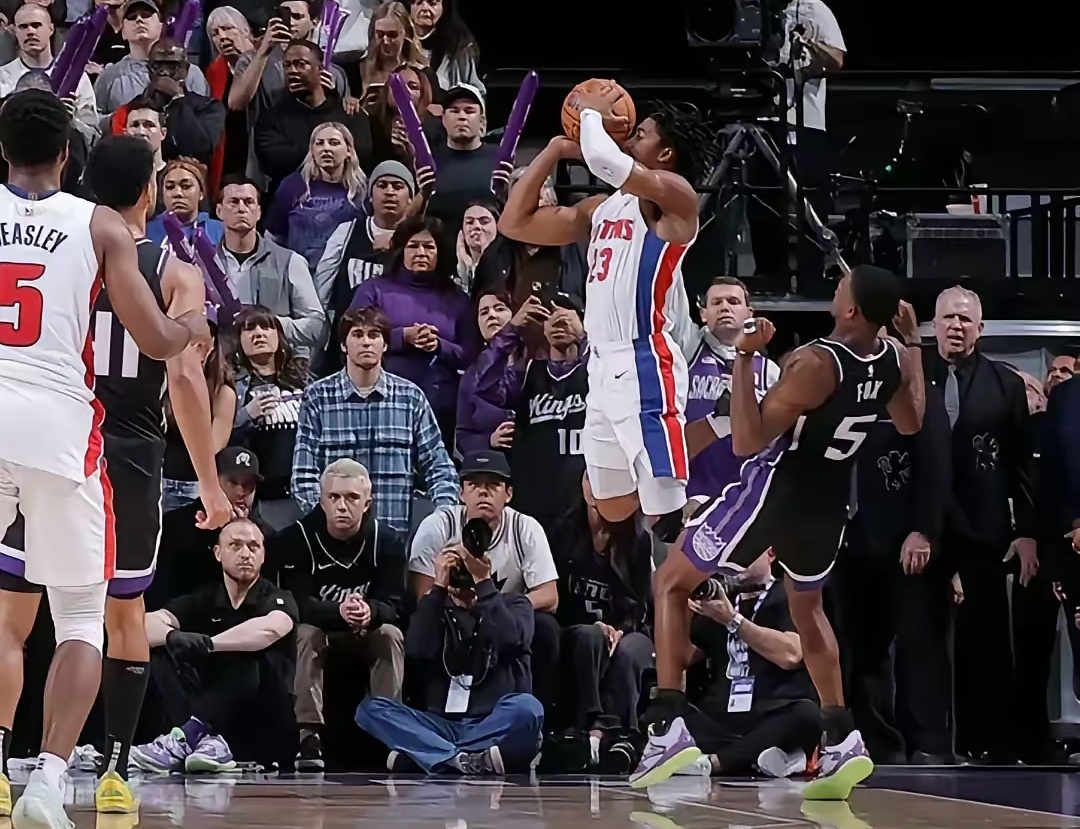 下载乐鱼体育APP-关于“历史瞬间：NBA曾经让人心跳的经典战役”的信息